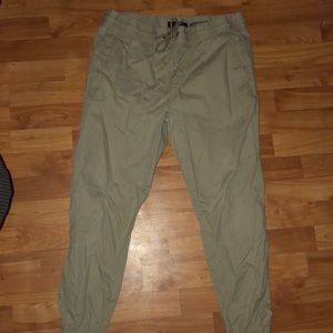 Aeropostale joggers medium